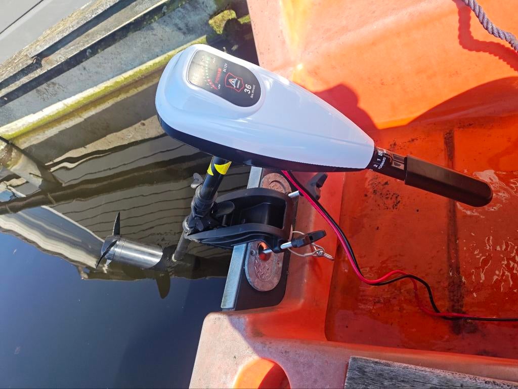 Klein en licht electromotortje super makkelijk mee te nemen, Ophalen