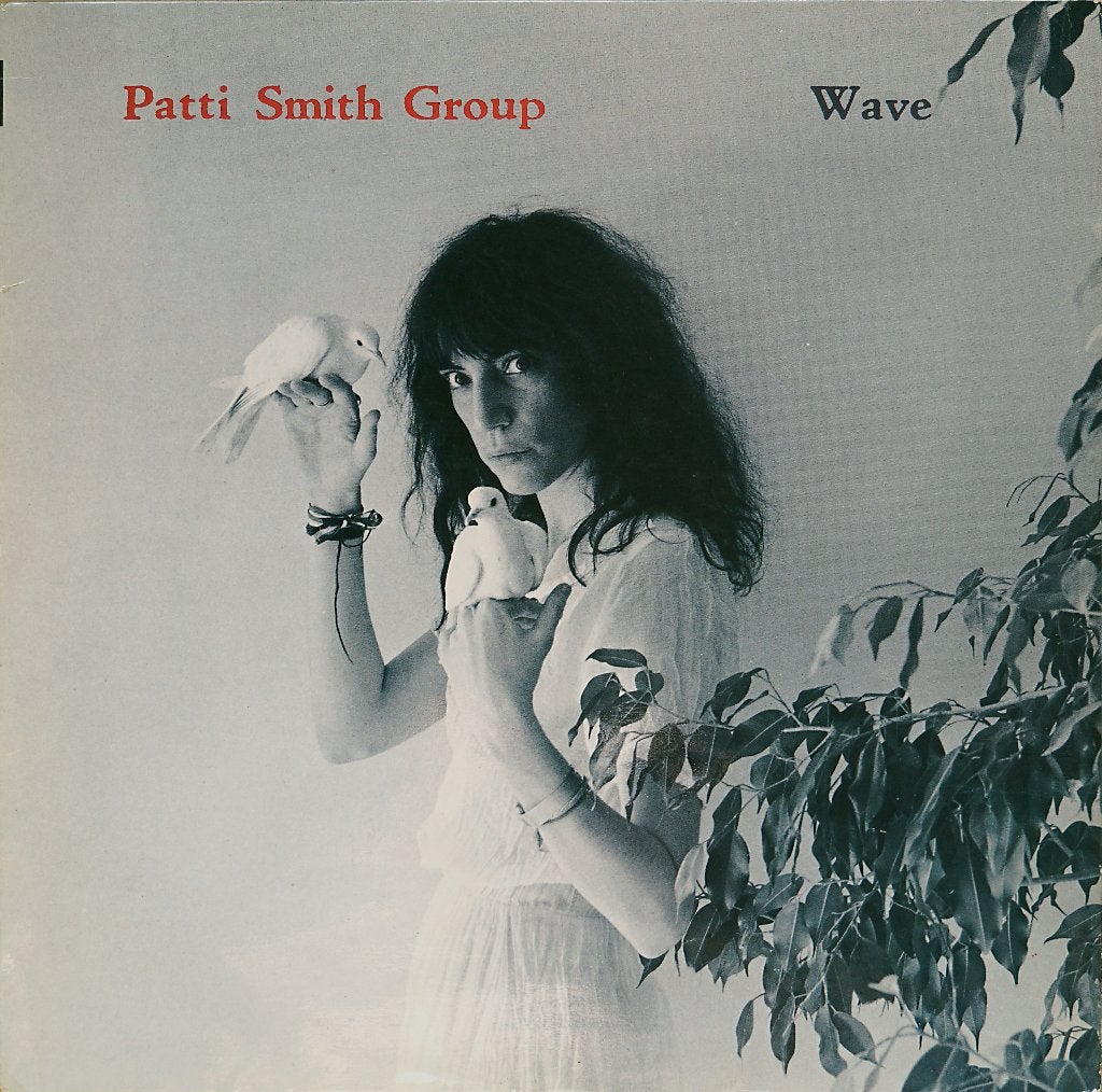Vinyl LP: Patti Smith - Wave, LP, Ophalen of Verzenden, Zo goed als nieuw, Punk Rock