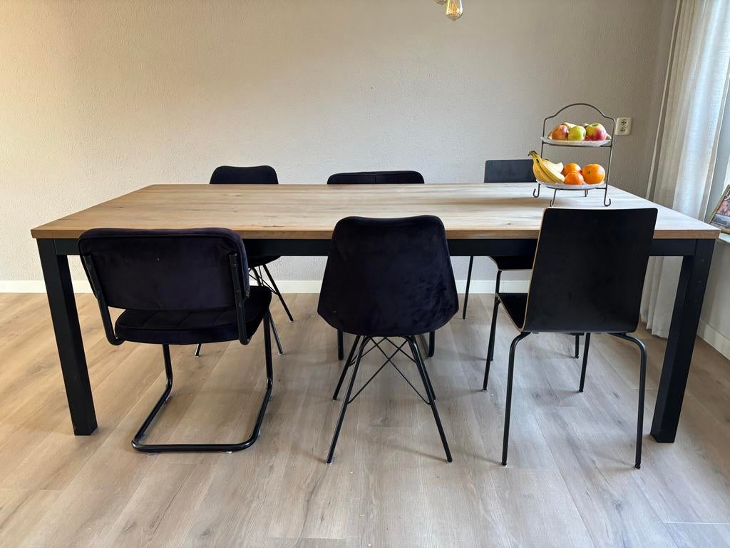 Setprijs - 6 Zwarte Velvet Eetkamerstoelen 4x KICK, 2x IKEA, Huis en Inrichting, Stoelen, Ophalen, Gebruikt, Zwart, Stof