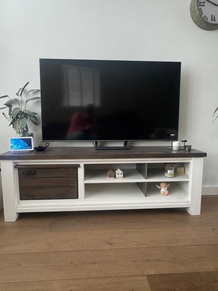 Henders & Hazel Velasco televisiemeubel, Huis en Inrichting, Ophalen, Gebruikt, 150 tot 200 cm, Minder dan 100 cm