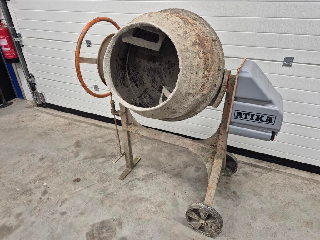 Atika betonmolen, Doe-het-zelf en Verbouw, Betonmolens, Ophalen, Gebruikt