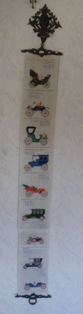 Vintage geborduurd schellekoord met Old Timers en ornamenten, Ophalen of Verzenden, Zo goed als nieuw, Handborduren, Overige typen