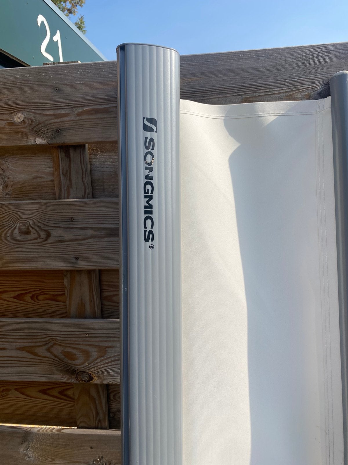 Windscherm 300 x 185 cm hoog. Oprolbaar, Ophalen, Aluminium, Zo goed als nieuw, 200 cm of meer