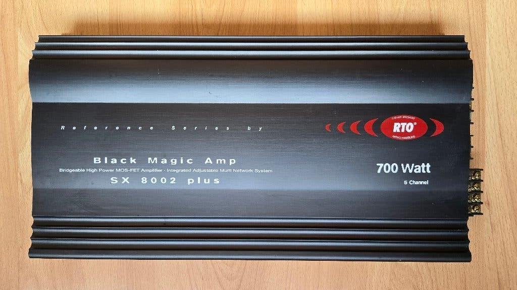 5 kanaal versterker RTO SX-8002 Plus 700 Watt, Auto diversen, Ophalen of Verzenden, Zo goed als nieuw