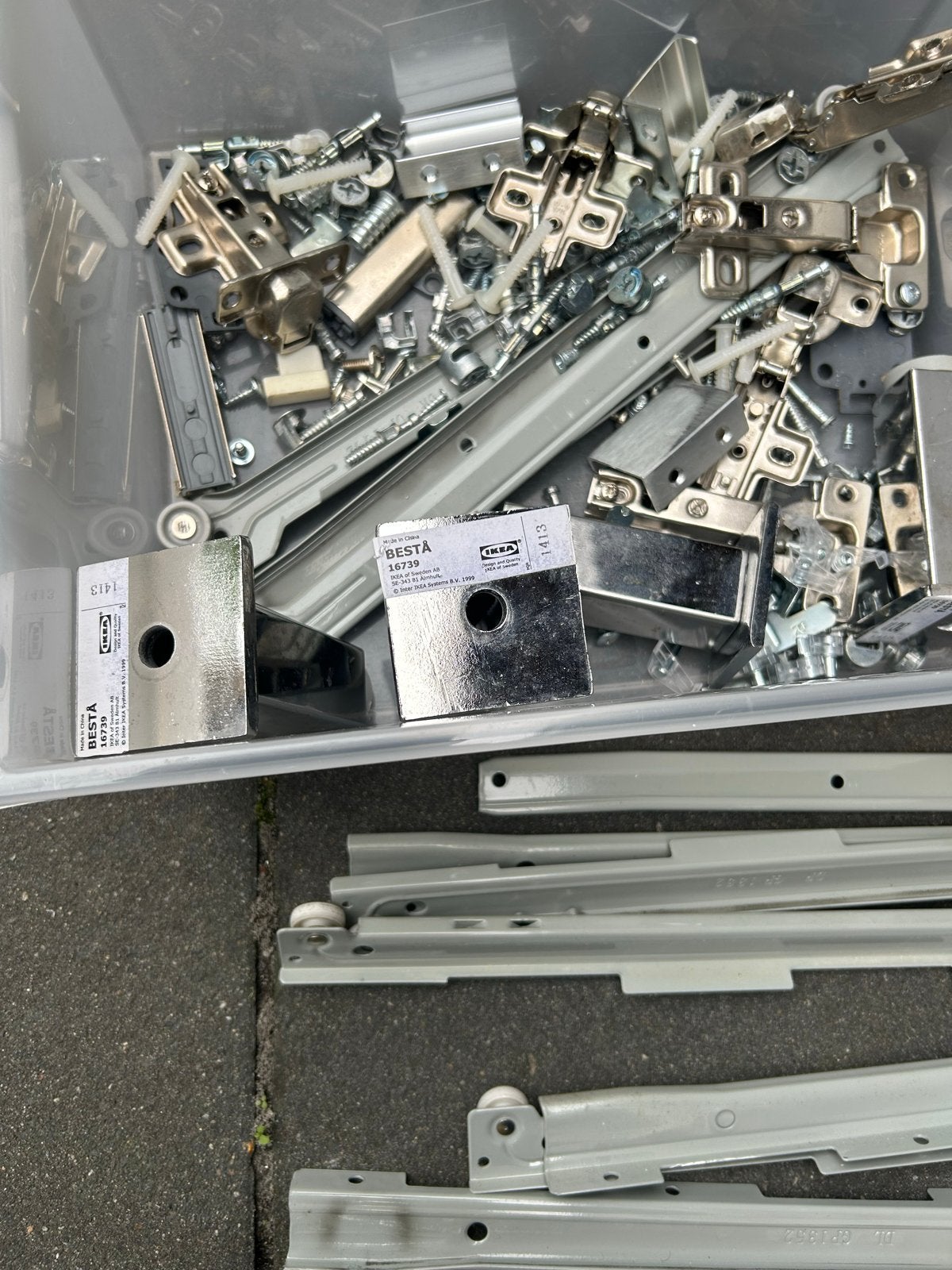 IKEA BESTÅ onderdelen: scharnieren, ladegeleiders, poten, Ophalen of Verzenden, Gebruikt