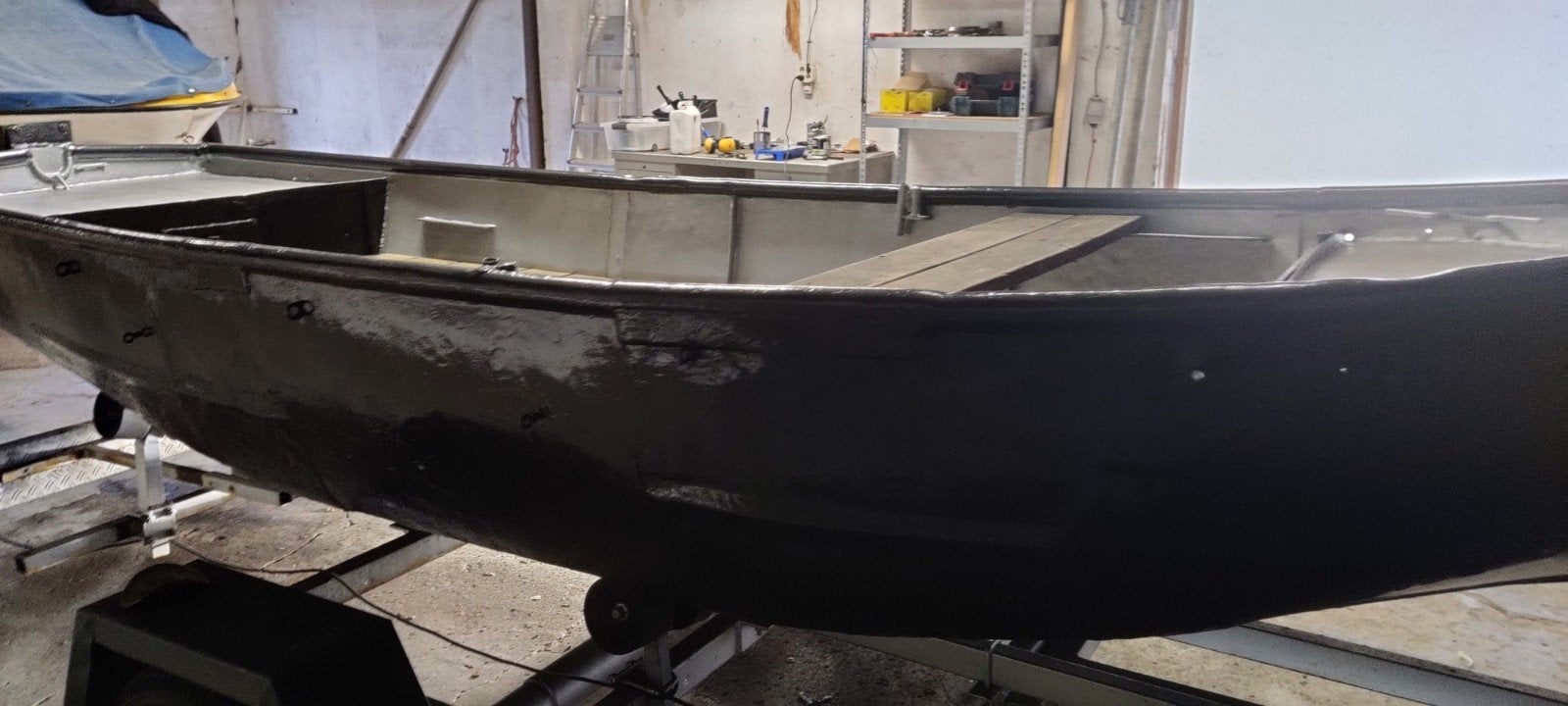 Quicksilver rubberboot en zwarte stalen sloep met trailer, Gebruikt, Staal, Trailer, Ophalen