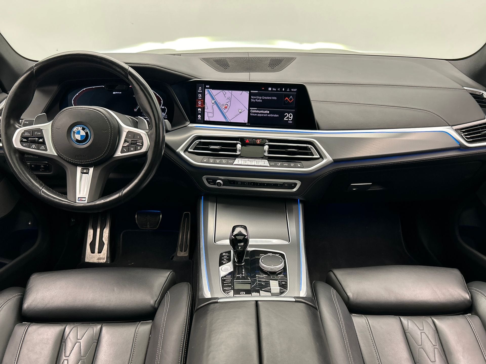 BMW X5 XDrive45e High Executive | M/Sport | Pano/Dak | Harma, Zwart, Vierwielaandrijving, Hybride Elektrisch/Benzine, 2998 cc