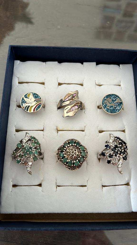 6 zilveren ringen mogen ook per stuk weg, Ophalen of Verzenden, Zo goed als nieuw, 17 tot 18, Dame