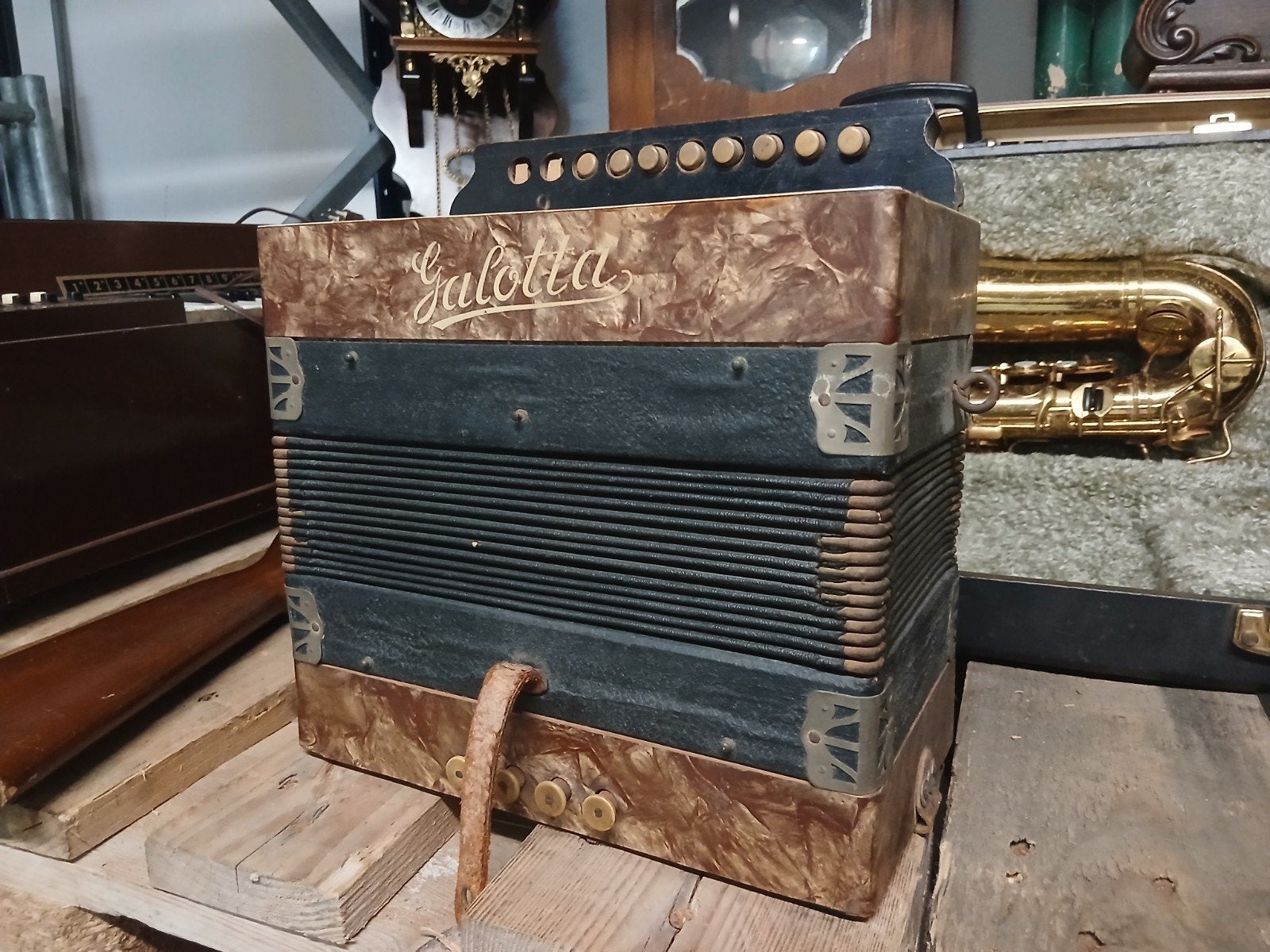 Galotta trekharmonica, Muziek en Instrumenten, Versterkers | Bas en Gitaar, Ophalen of Verzenden, Gebruikt, Minder dan 50 watt