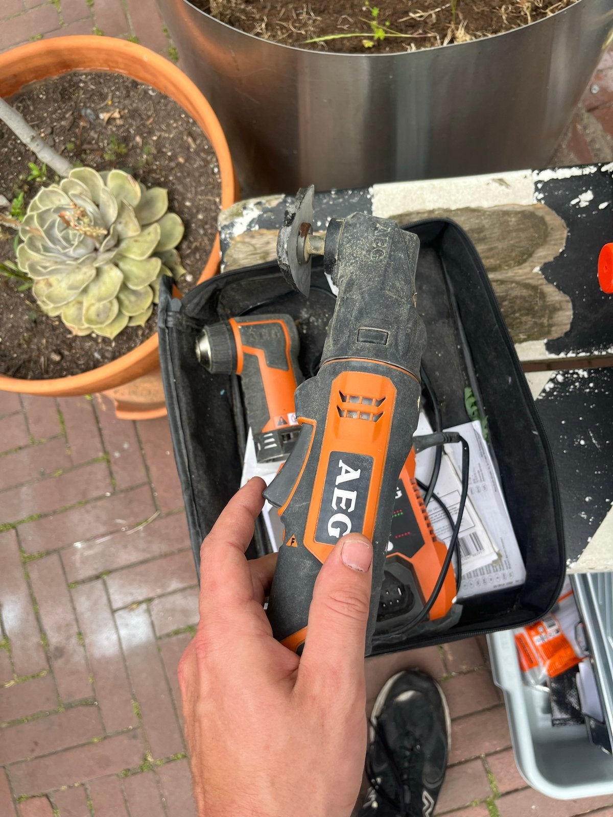AEG Multitool en Boormachine Set met Lader, Ophalen, Gebruikt