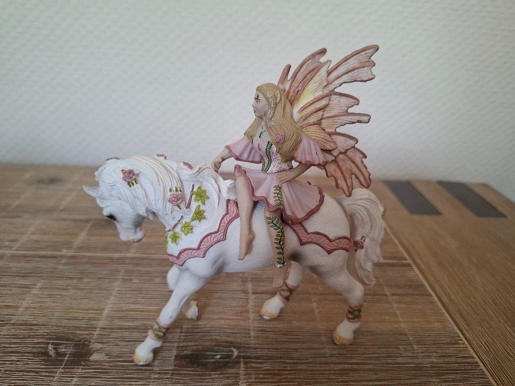 Schleich 70400 Balaya elf Freya met paard, Ophalen of Verzenden, Zo goed als nieuw