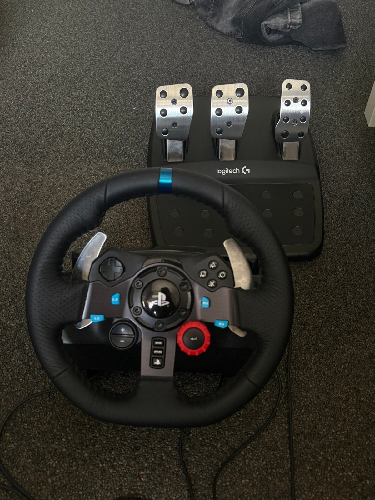 Logitech G29 Racing Wheel + Pedalen, Spelcomputers en Games, Spelcomputers | Sony PlayStation Consoles | Accessoires, Ophalen of Verzenden