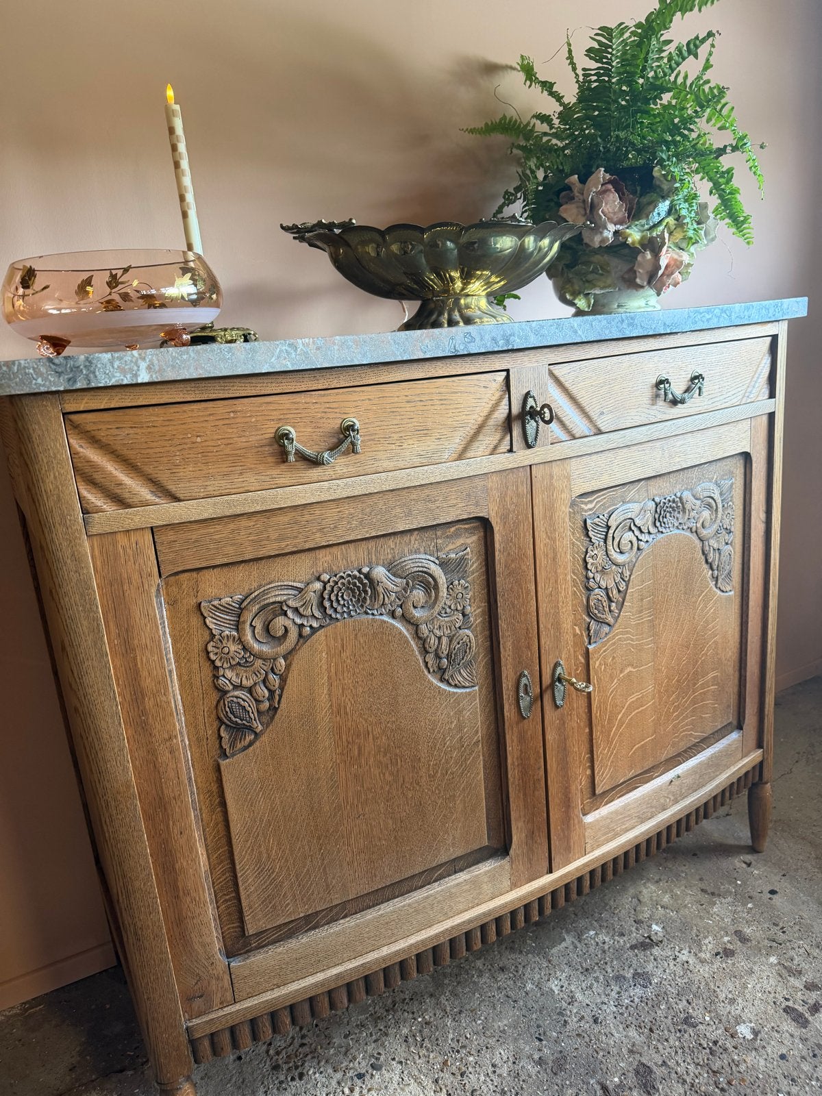 Vintage houten commode met marmeren blad en houtsnijwerk, Ophalen, Gebruikt