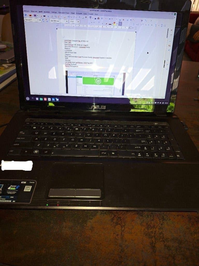 Laptop ASUS K73E met Linux 22.3, Ophalen, Qwerty, Zo goed als nieuw, Gaming