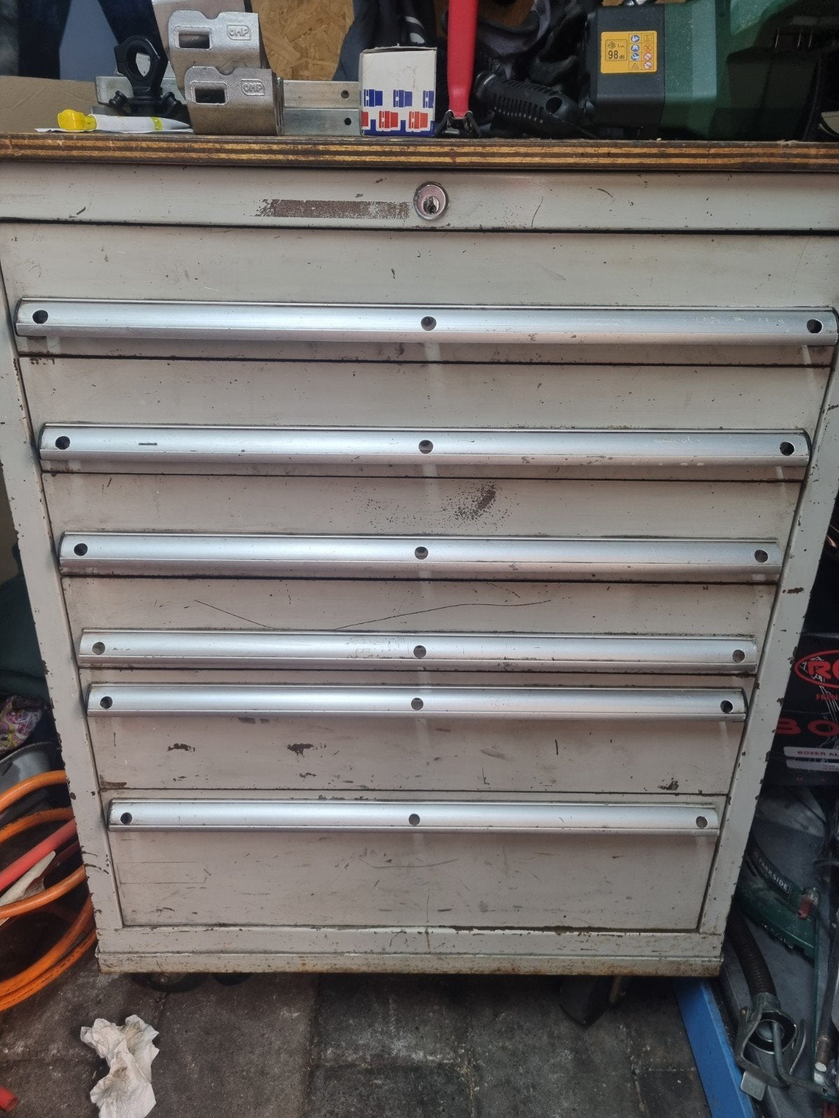 LISTA Gereedschapkast eventueel met nieuw gereedschap, Ophalen, Nieuw