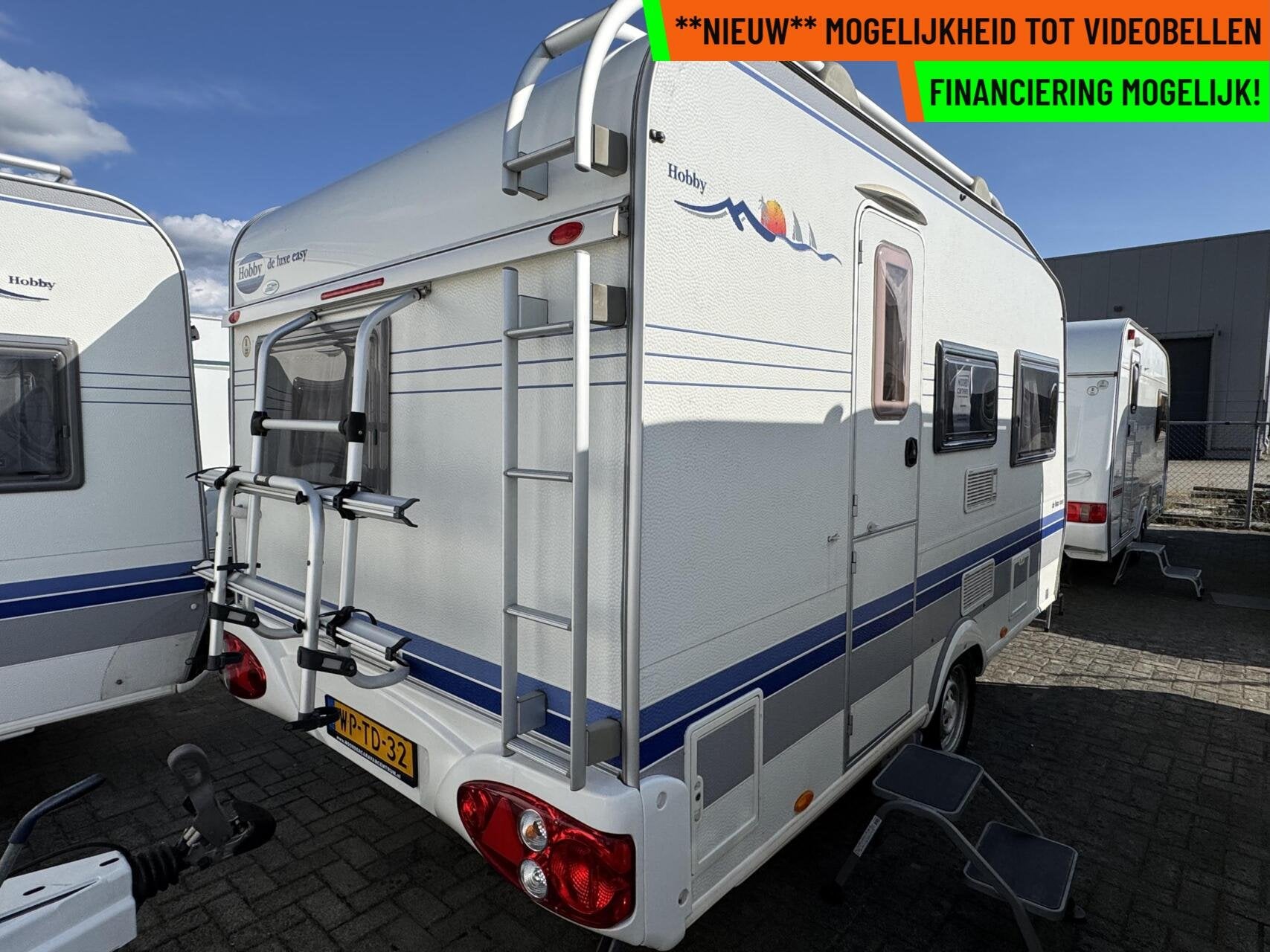 Hobby 400 DE LUXE EASY, DWARSBED, TREINZIT, VOORTENT+LUIFEL, Hobby, Bedrijf, 750 - 1000 kg, 5 tot 6 meter