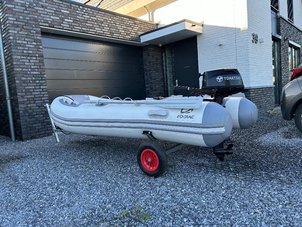 Zodiac Alu 310 met 5 pk Tohatsu BB motor en Handtrailer, Ophalen, Aluminium, 5 pk, Peddels