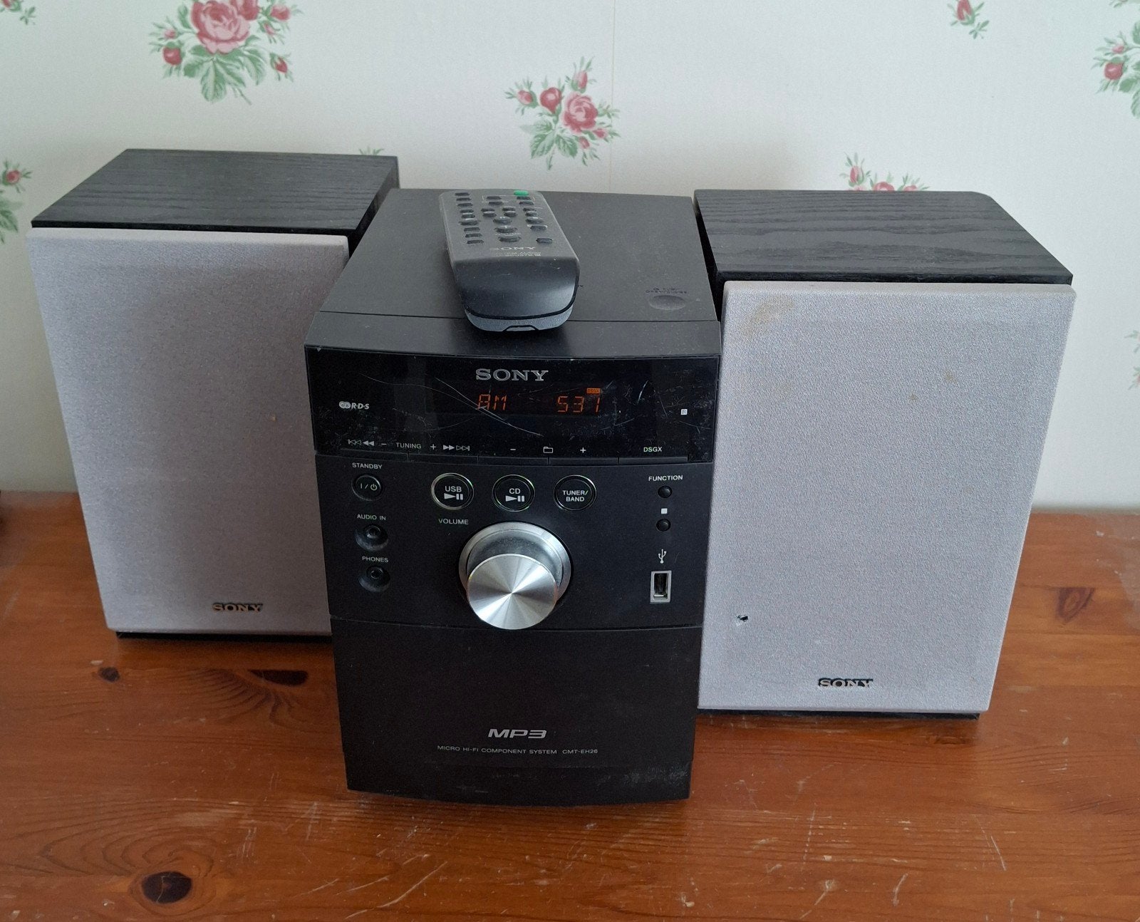 Sony cd speler  radio en usb met 2 boxen, afstandsbediening, Ophalen of Verzenden, Gebruikt, Sony