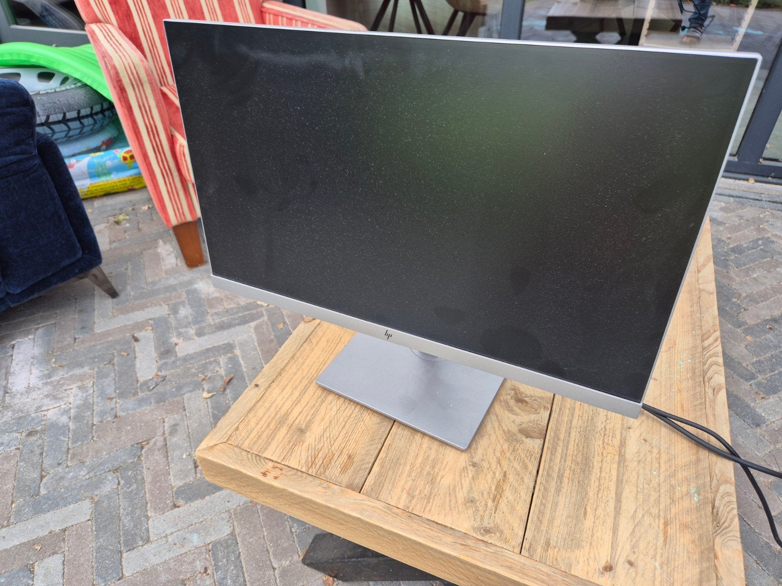 HP 24 inch Full HD Monitor - In hoogte verstelbaar, In hoogte verstelbaar, Full HD, Ophalen of Verzenden, Zo goed als nieuw