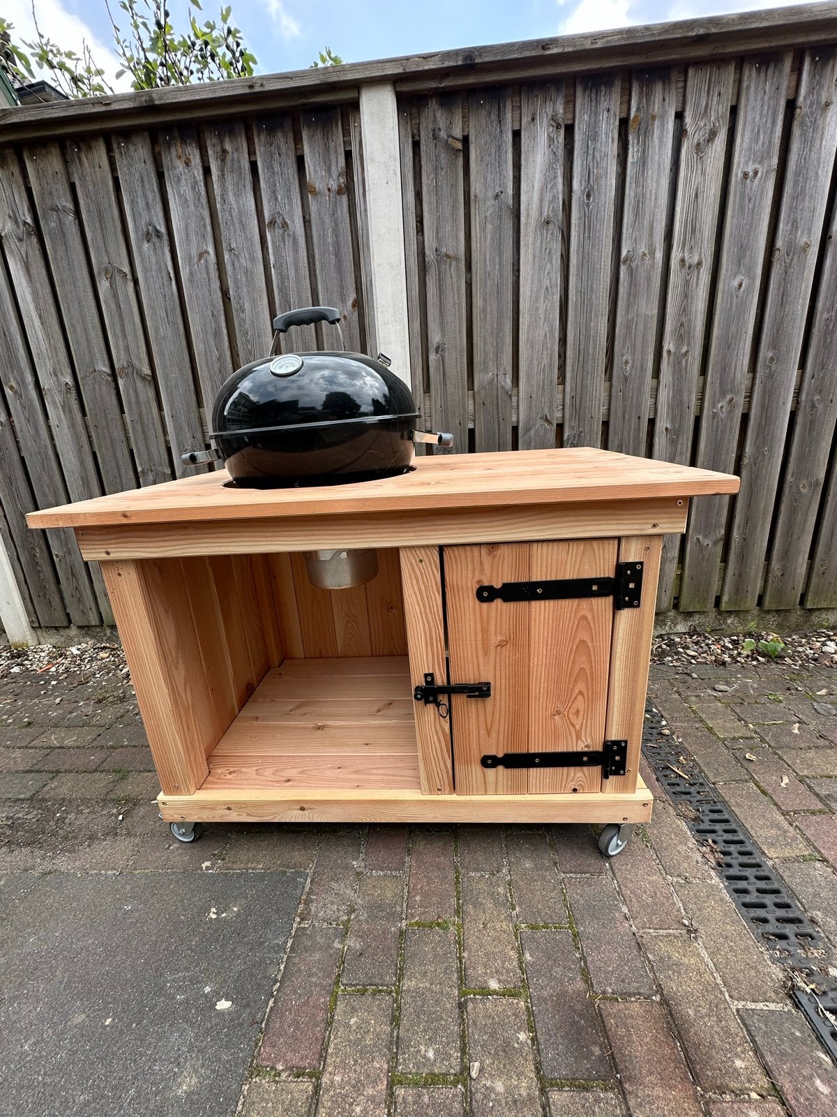 Verrijdbare Buitenkeuken voor Barbecue - Houtskool BBQ, Ophalen, Nieuw, Houtskool, Vrijstaand