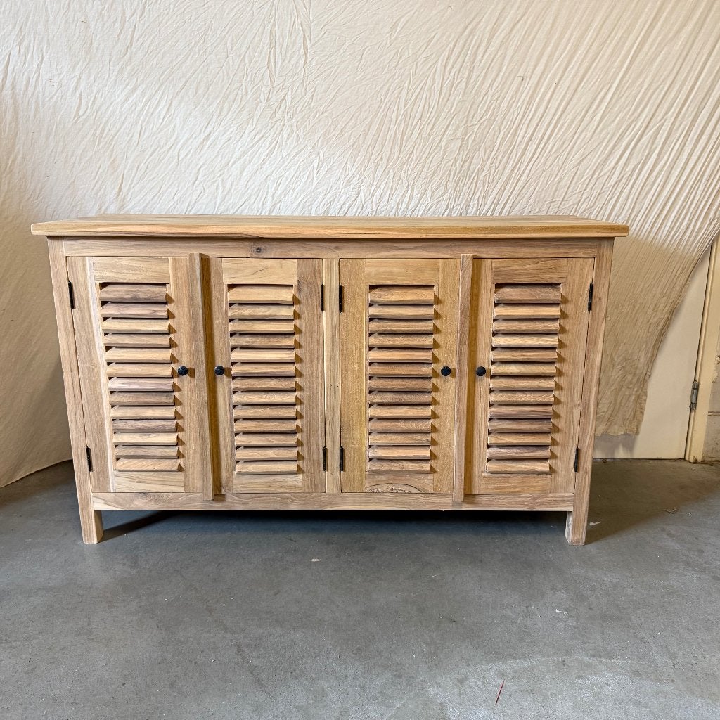 teak dressoir met 4 louvre deuren - Gratis bezorgd, TTM Wonen, Meubels – (Perzische) Tapijten en Woonaccessoires, Met deur(en)