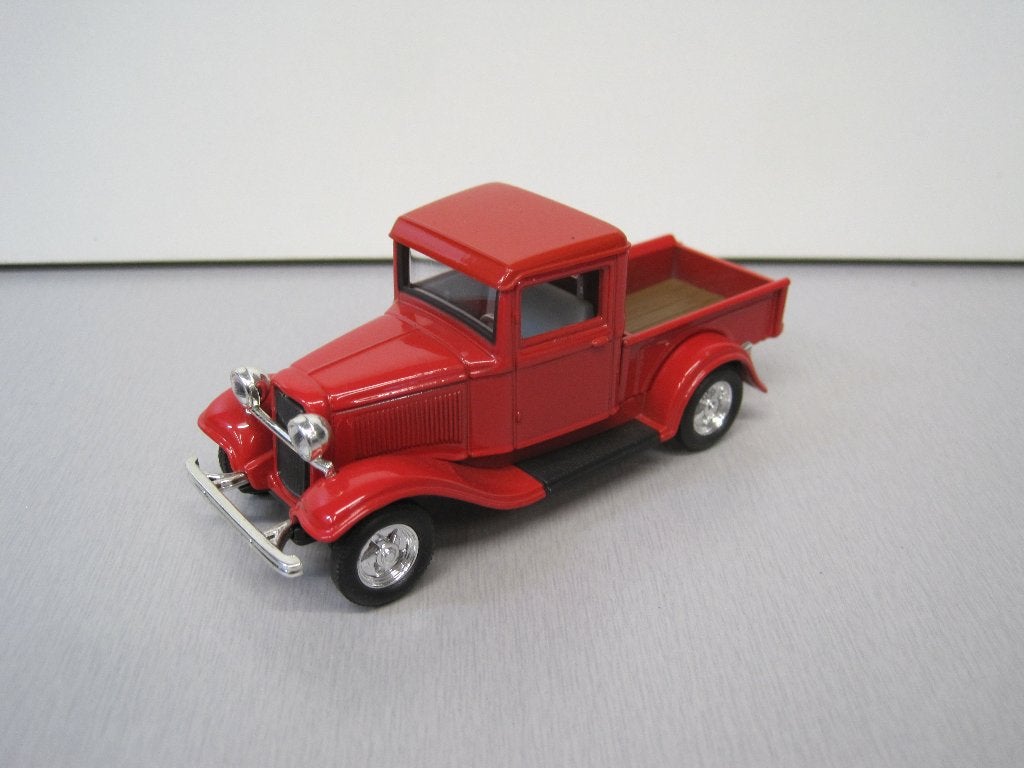 Ford Pick-Up 1934 Road Signature 94243 1:43, Ophalen of Verzenden, Zo goed als nieuw, Auto, Overige merken
