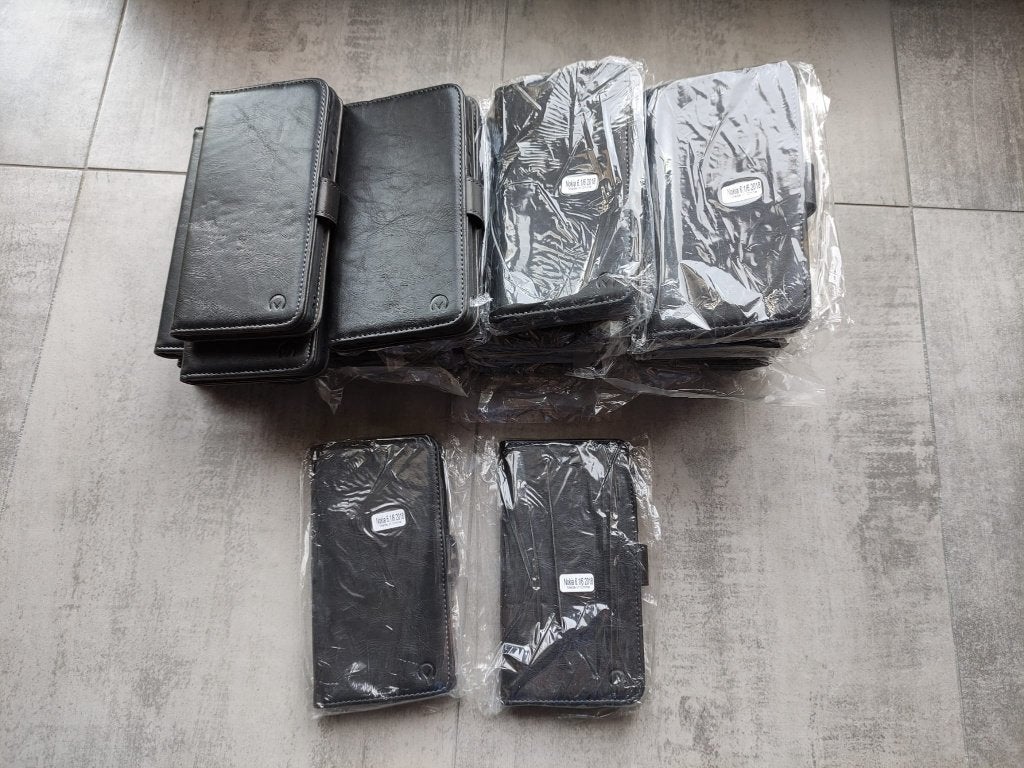 Nieuw! Telefoonhoesje voor Nokia 6 leer. Totaal 23 stuks, Ophalen of Verzenden, Nieuw