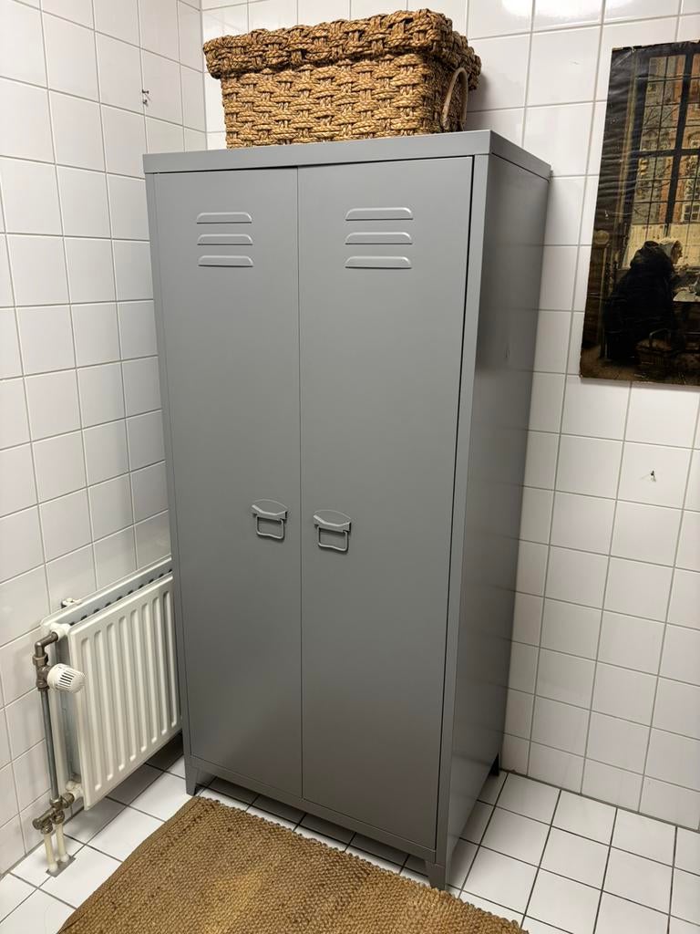 Leipzig lockerkast, Ophalen, Zo goed als nieuw