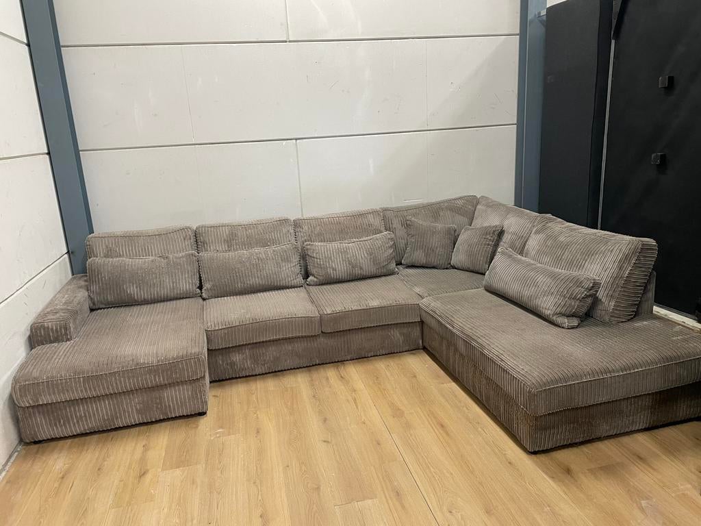 Mooie luxe taupe bruine ribstof u bank - GEREINIGD!!!, Huis en Inrichting, Ophalen, Luxe, Hoekbank, 300 cm of meer