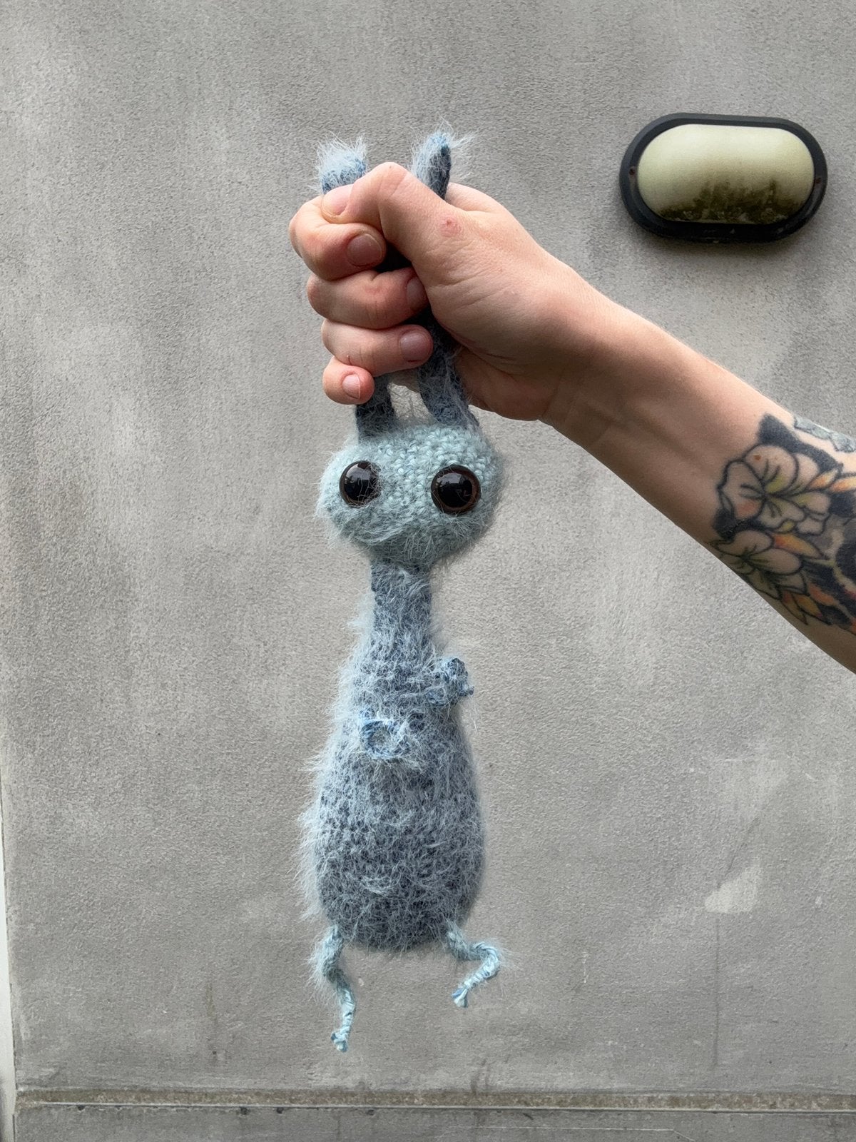 Fluffy funny toy handmade crochet, Ophalen of Verzenden, Nieuw, Haken, Patroon of Boek