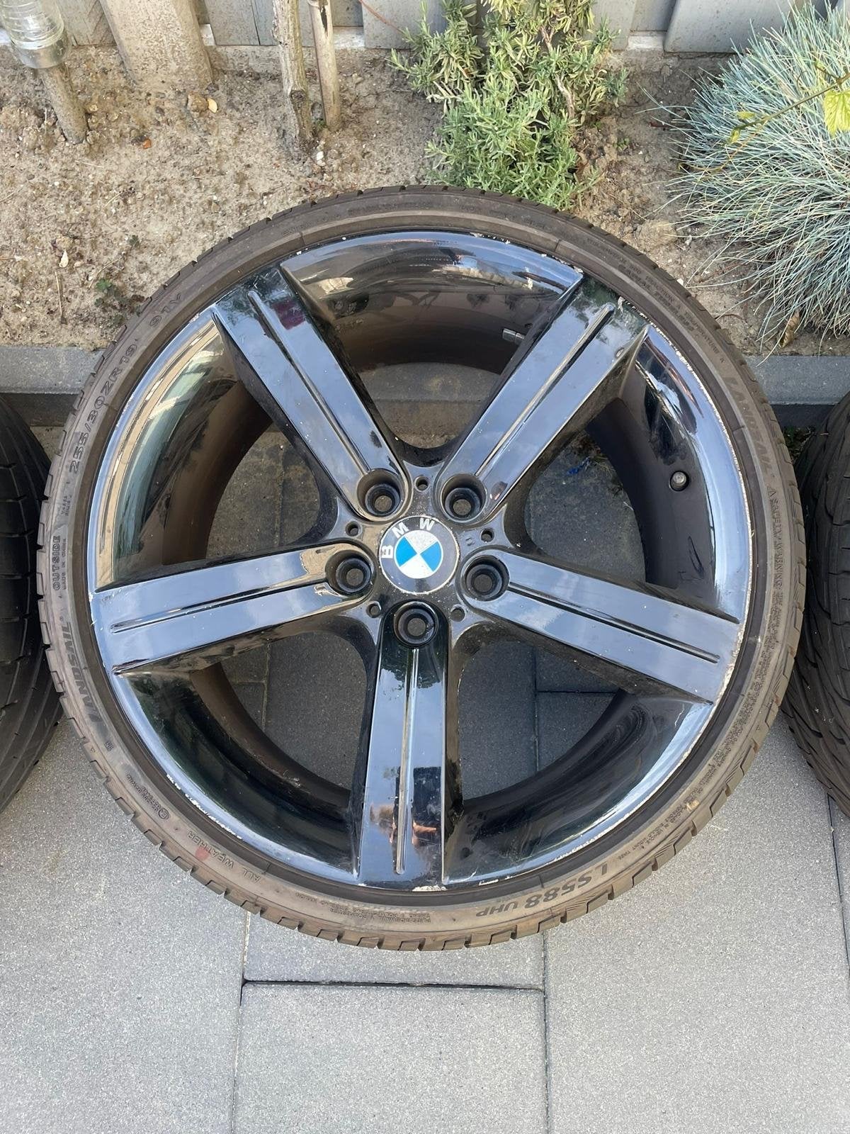 BMW 19 inch velgen met zomerbanden, Auto-onderdelen, Banden en Velgen, Gebruikt, 255 mm, Banden en Velgen, Personenwagen