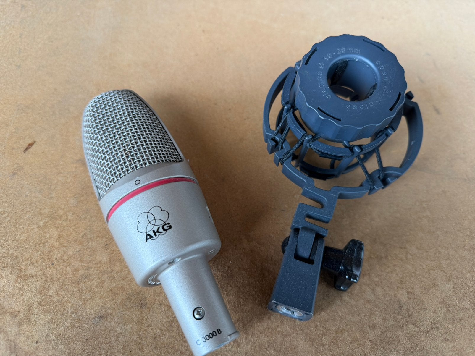 AKG C3000B mic., Muziek en Instrumenten, Ophalen of Verzenden, Zo goed als nieuw, Instrumentmicrofoon