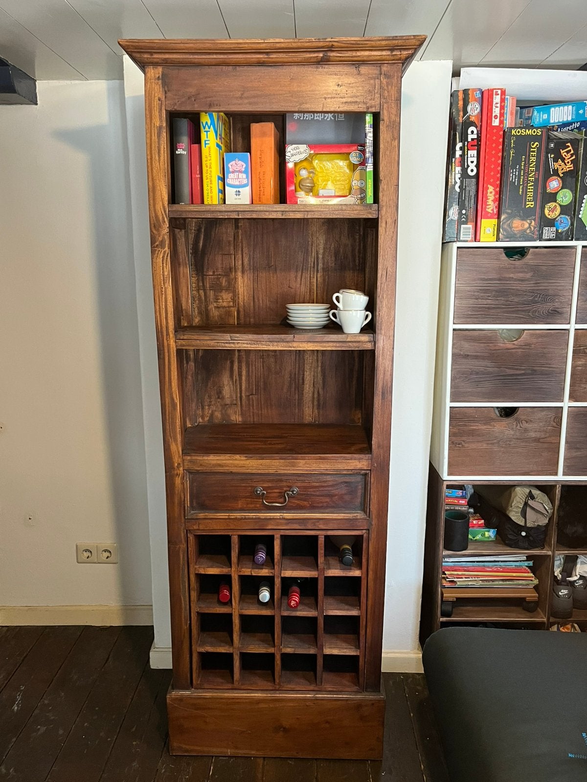 Antiek smalle hout kast boekenkast lade uitneembaar wijnrek, Ophalen, Teakhout, 50 tot 100 cm, Zo goed als nieuw