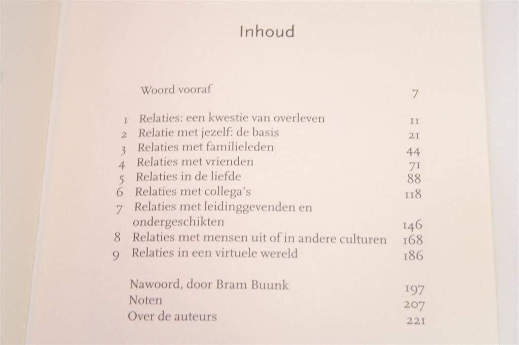 Overleven in Relaties — Met Tests en Voorbeelden, Ophalen of Verzenden, Gelezen, Overige onderwerpen, Achtergrond en Informatie