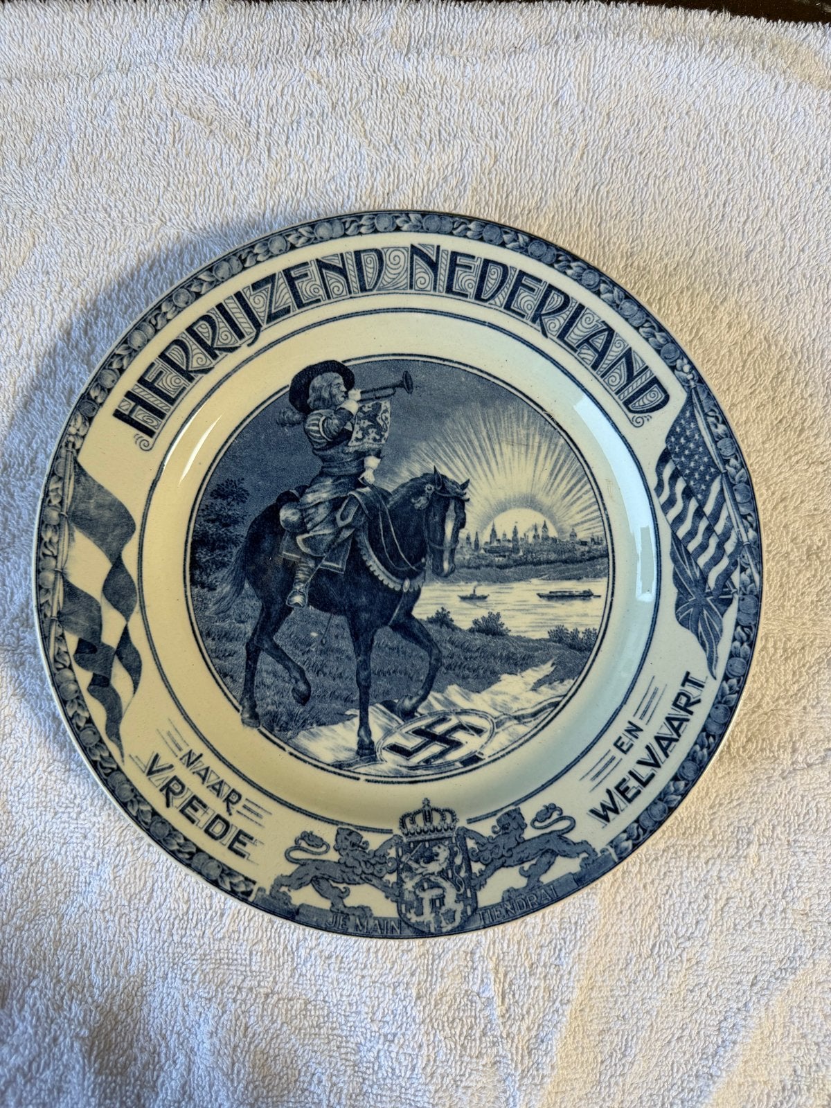 Société Céramique Maastricht wandbord 'Herrijzend Nederland', Antiek en Kunst, Verzenden