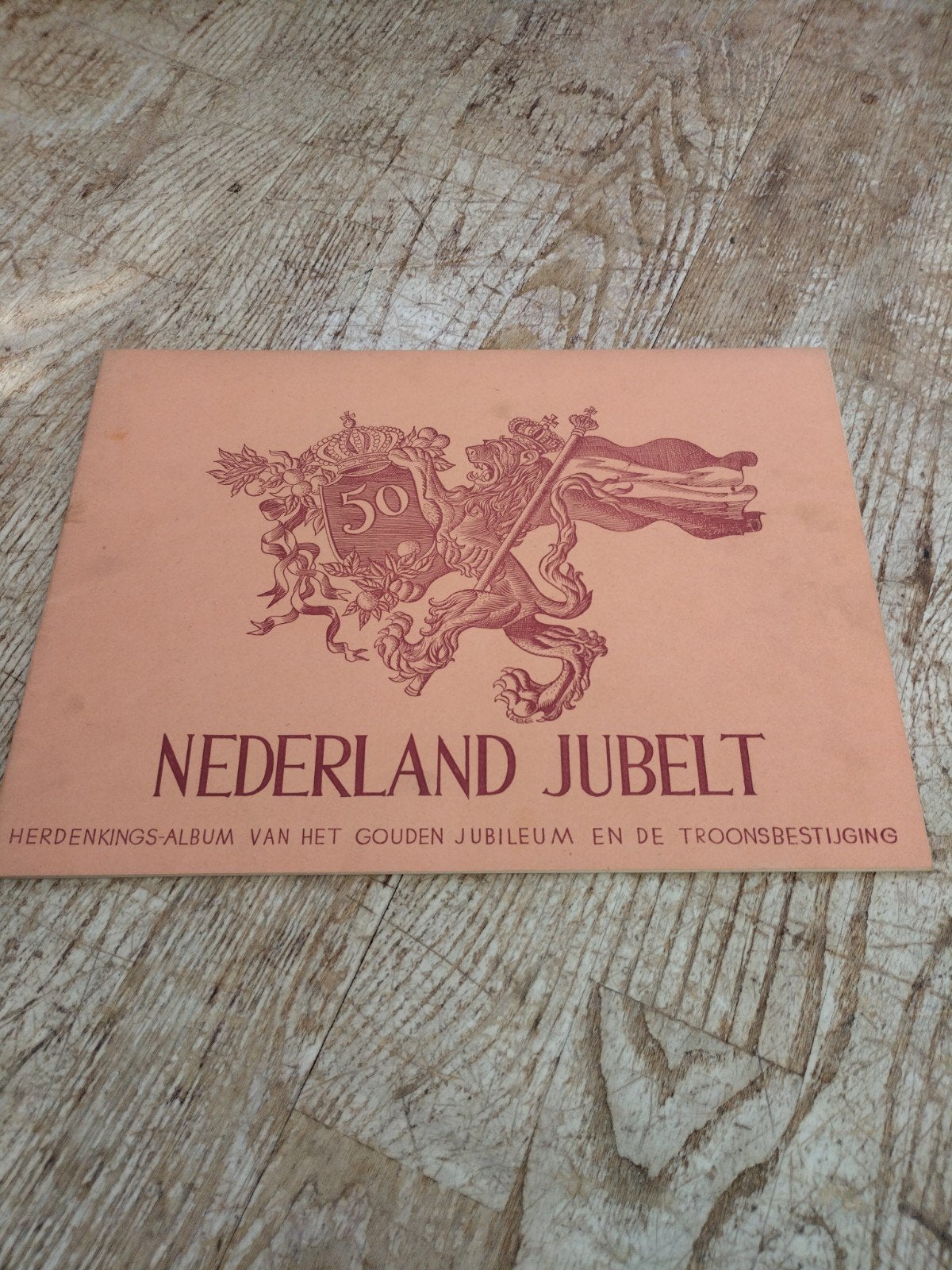 Nederland Jubelt - Herdenkingsalbum 1898-1948, Ophalen of Verzenden, 20e eeuw of later, Gelezen