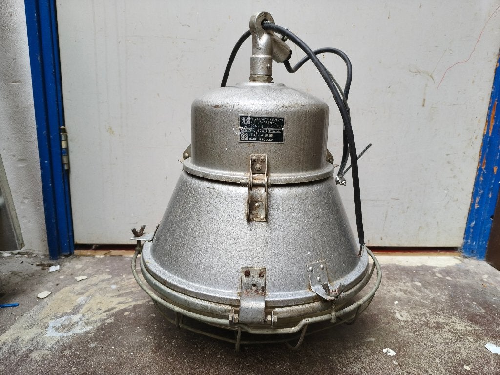 Mesko Zaklady Metalowe Skarzysko Industriële Fabriekslamp, Ophalen, Gebruikt, Glas, E27 (groot)