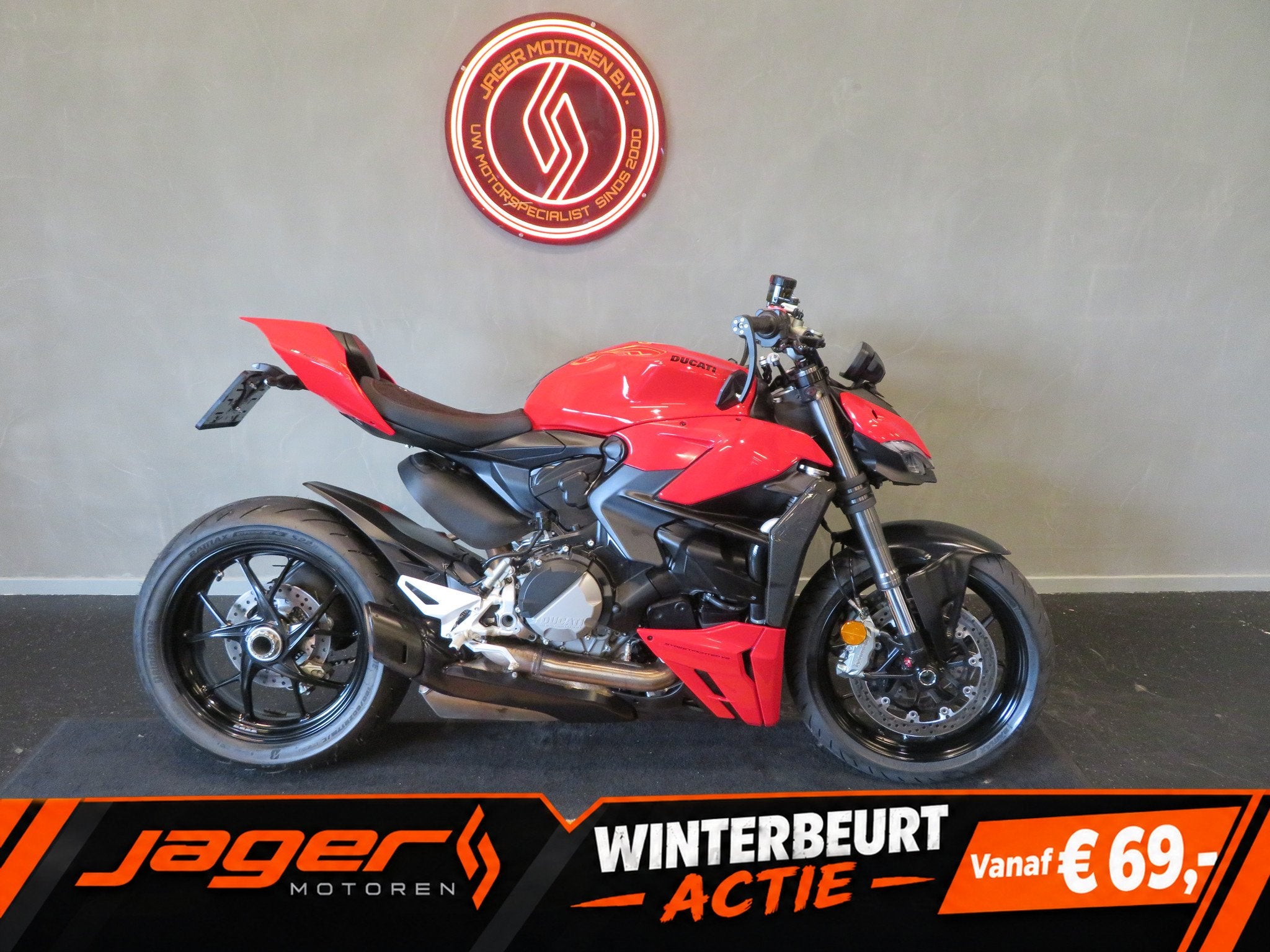 Ducati STREETFIGHTER V2 1E EIG NIEUWSTAAT (bj 2022), 995 cc, Naked bike, Gebruikt, Bedrijf