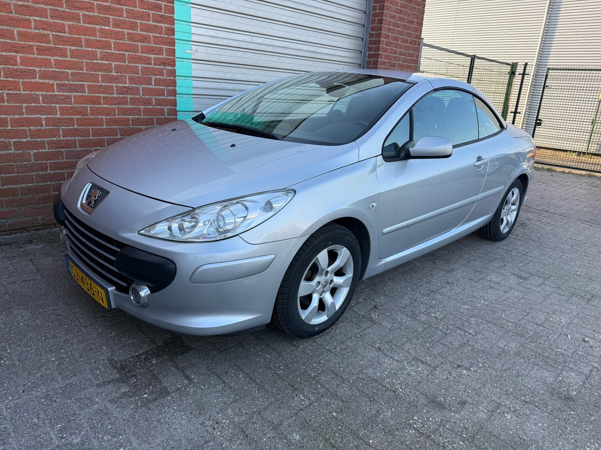 Peugeot 307 CC 1.6-16V Clima Bj:2009, Gebruikt, 4 cilinders, Cabriolet, 4 stoelen