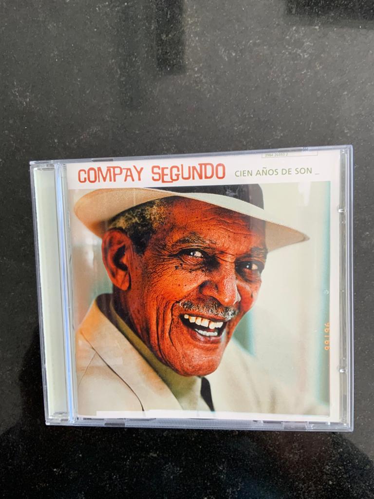 Compay Segundo, Cien años, Verzenden, Zo goed als nieuw