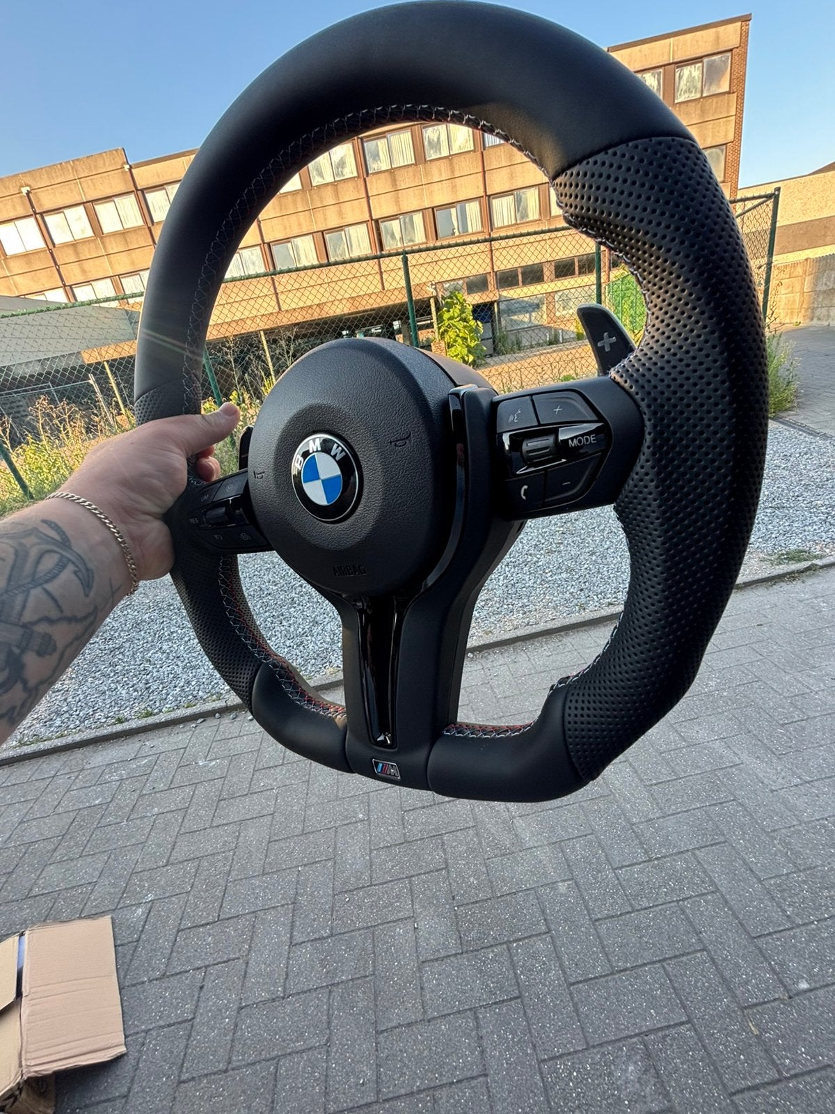 BMW M SPORT STUUR GLOEDNIEUW + AIRBAG INBEGREPEN, Auto-onderdelen, Besturing, Ophalen of Verzenden, Nieuw, BMW