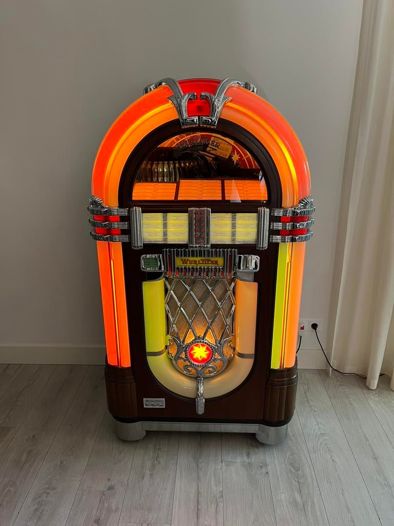 Wurlitzer 1015 OMT  (vinyl 45 rpm), Verzamelen, Automaten | Jukeboxen, Nieuw, Wurlitzer, 1970 tot heden, Met singles, Ophalen