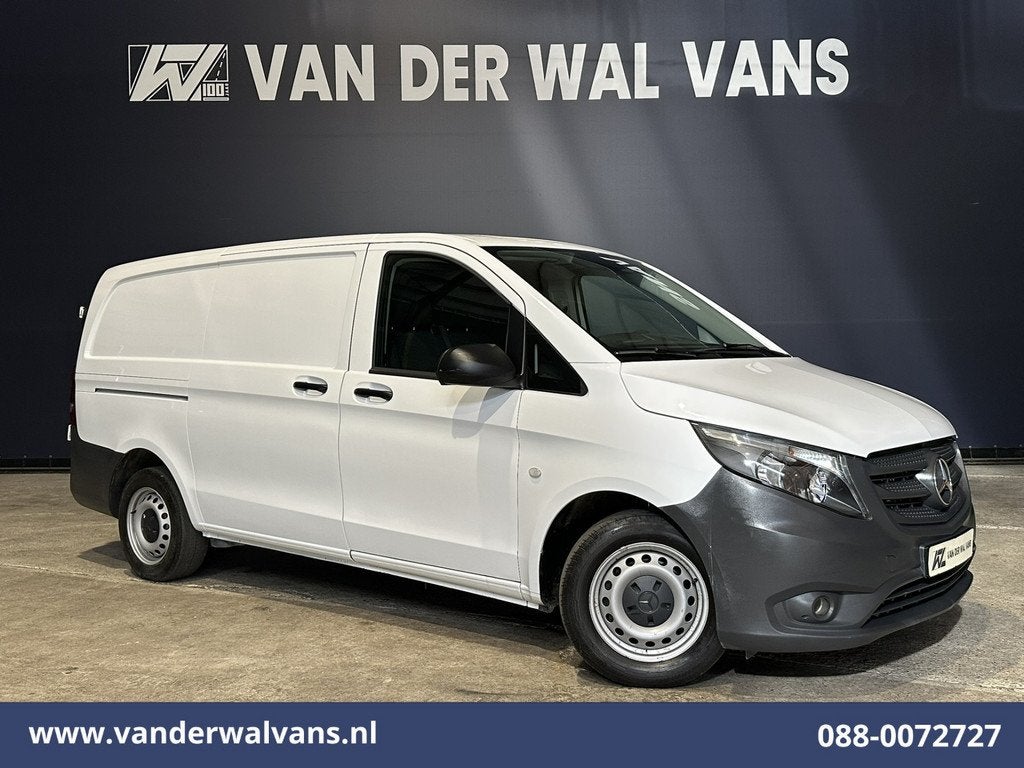 Mercedes-Benz Vito 116 CDI 164pk L2H1 Euro6 Airco | Camera |, Auto's, Bestelauto's, Gebruikt, 4 cilinders, 2000 kg, Wit