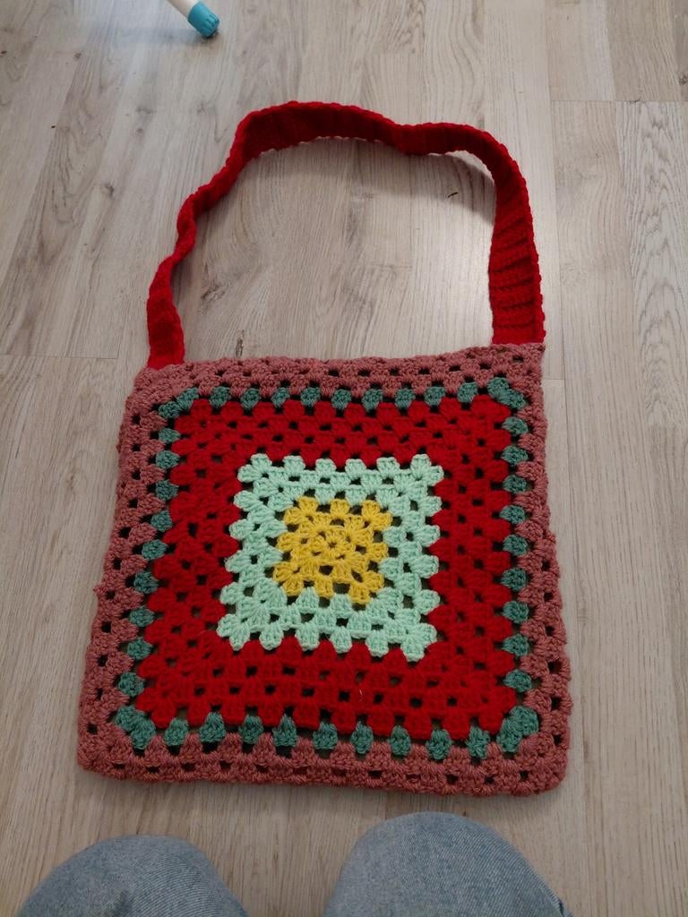 Vrolijke Gehaakte Tas met Rits - Hippe Kleuren, Ophalen of Verzenden, Zo goed als nieuw, Overige kleuren, Schoudertasje