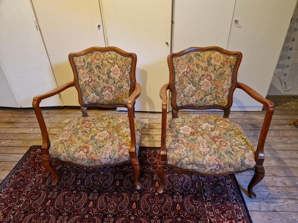 Set van 2 Queen Anne stoelen met bloemenpatroon, Ophalen
