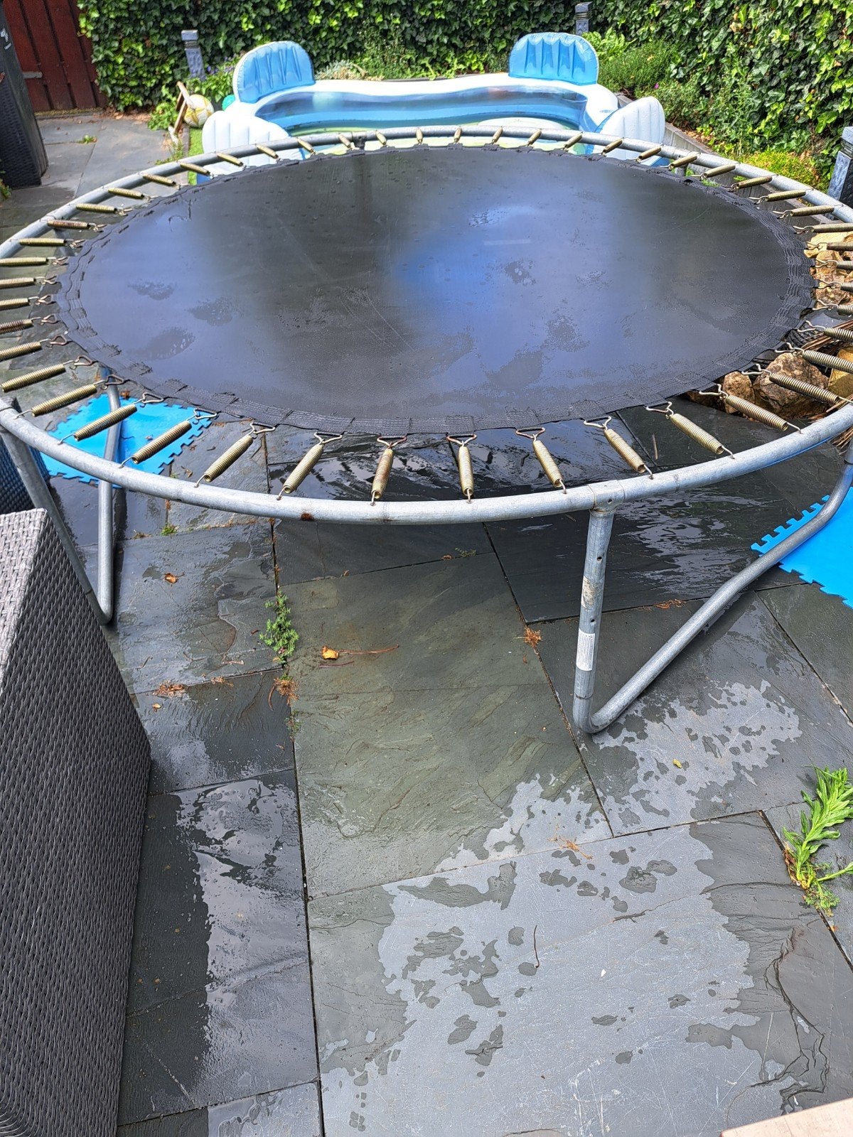 Trampoline, Ophalen, Gebruikt