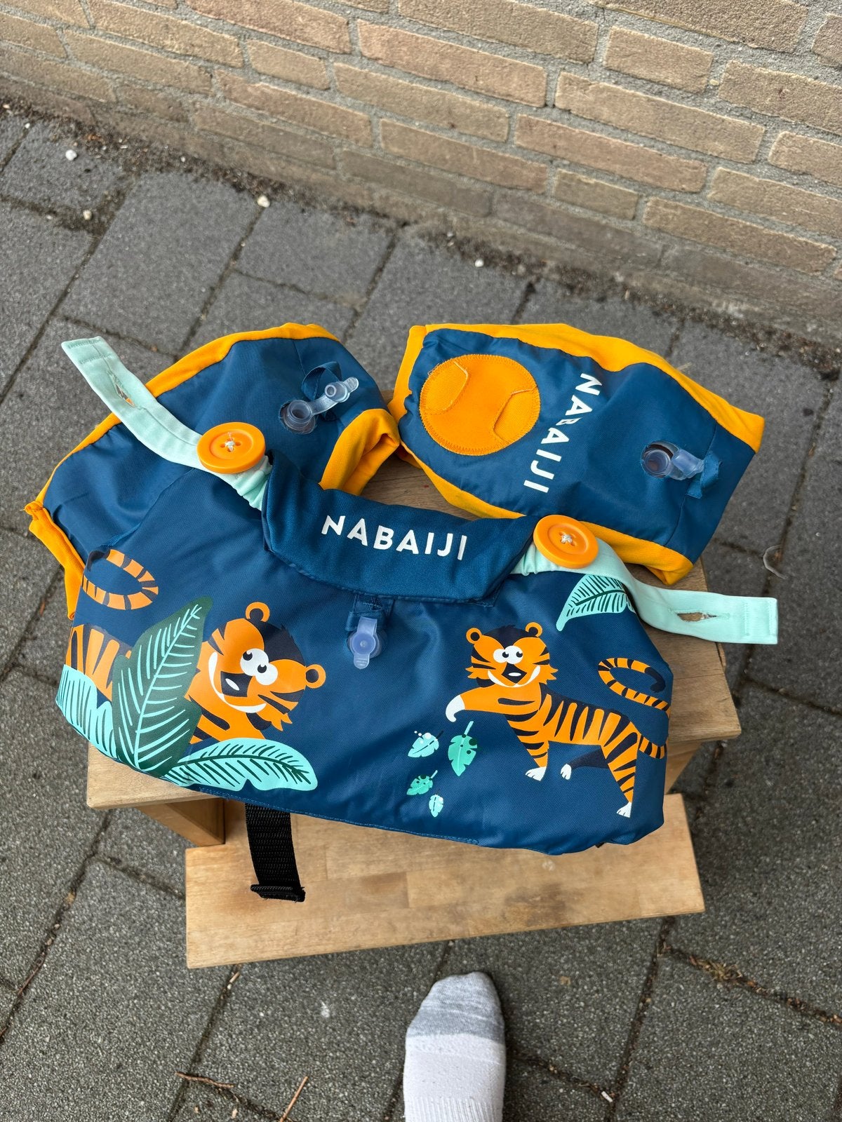 NABAJI Zwemvest met armvleugels - Tijgerprint, Ophalen of Verzenden, Gebruikt