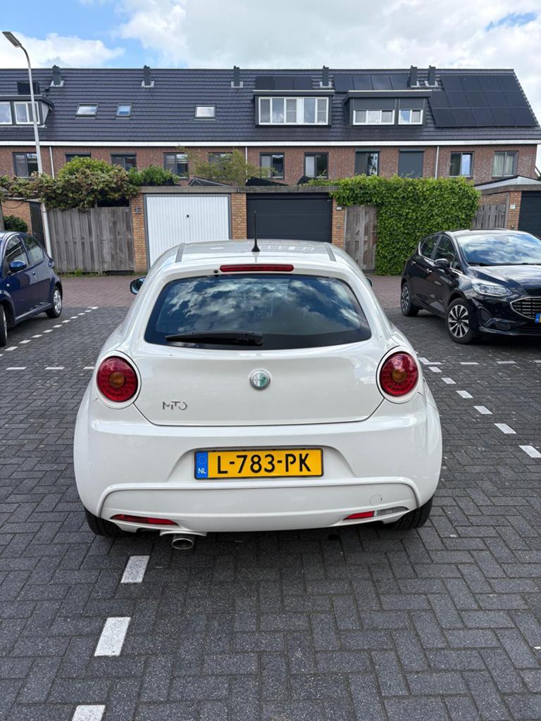 Alfa Romeo MiTo 1.4 58KW 2009 Wit, Auto's, Alfa Romeo, Voorwielaandrijving, 4 cilinders, 1055 kg, Handgeschakeld