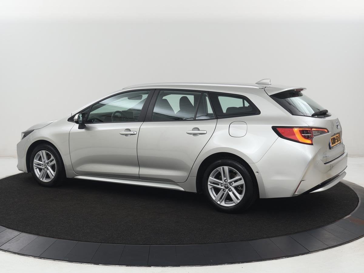Toyota Corolla 1.8 Hybrid Active | Stoelverwarming | Adaptiv, Auto's, 1345 kg, Gebruikt, 4 cilinders, Corolla