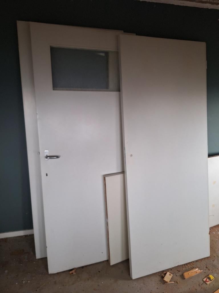 binnendeuren 201x82,3 GRATIS -snel afhalen, 4 dicht + 3 ruit, Ophalen, Gebruikt, 80 tot 100 cm, Binnendeur